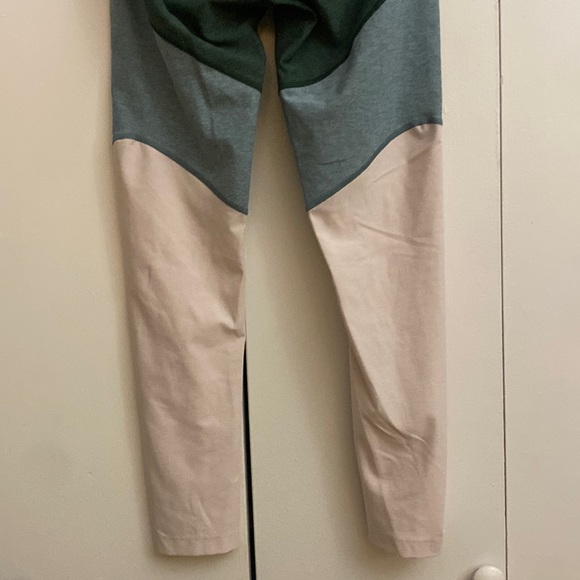 Outdoor Voices Springs 7/8 Legging - Picture 4 of 4